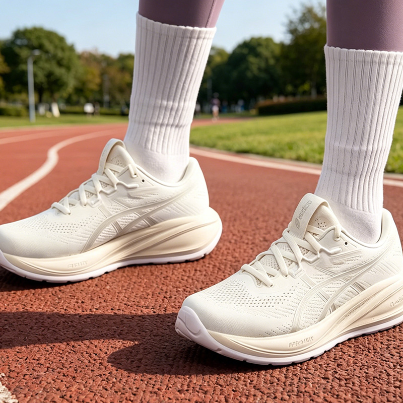 Asics Mid-Top hardloopschoenen - Table Tennis Shoes Asics recensie en prijs